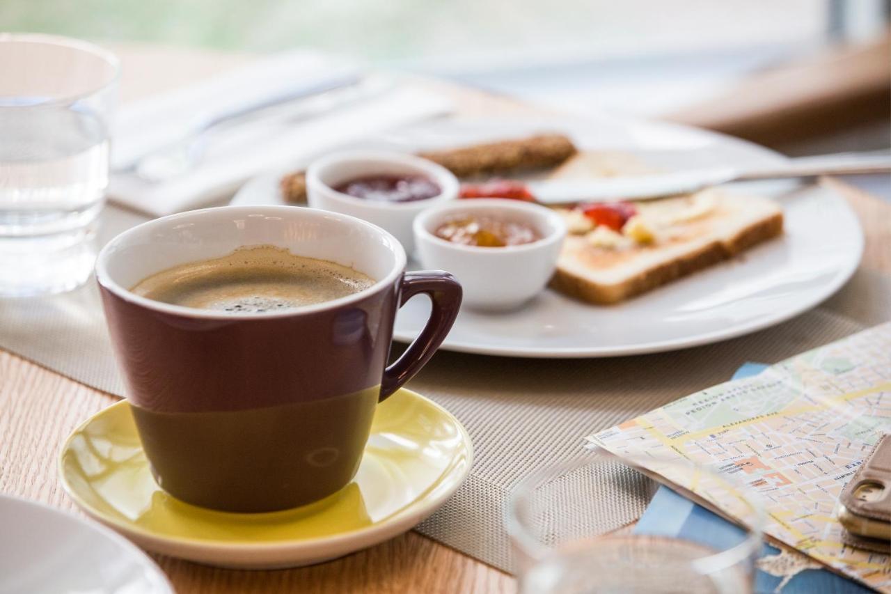 Ibis Styles Routes 4* Athene