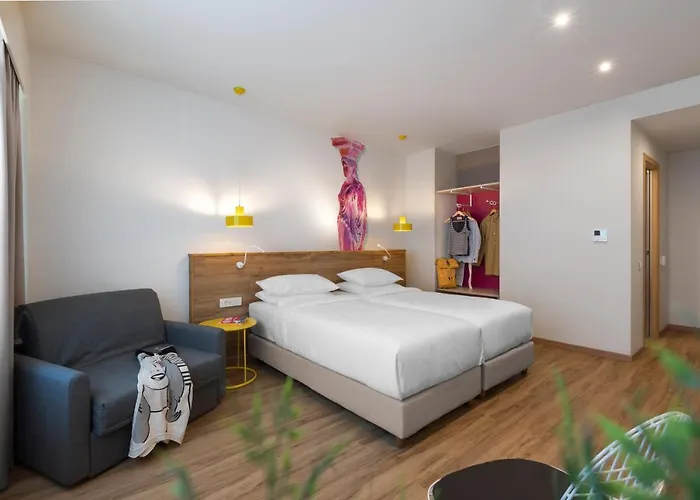 Ibis Styles Athens Routes
