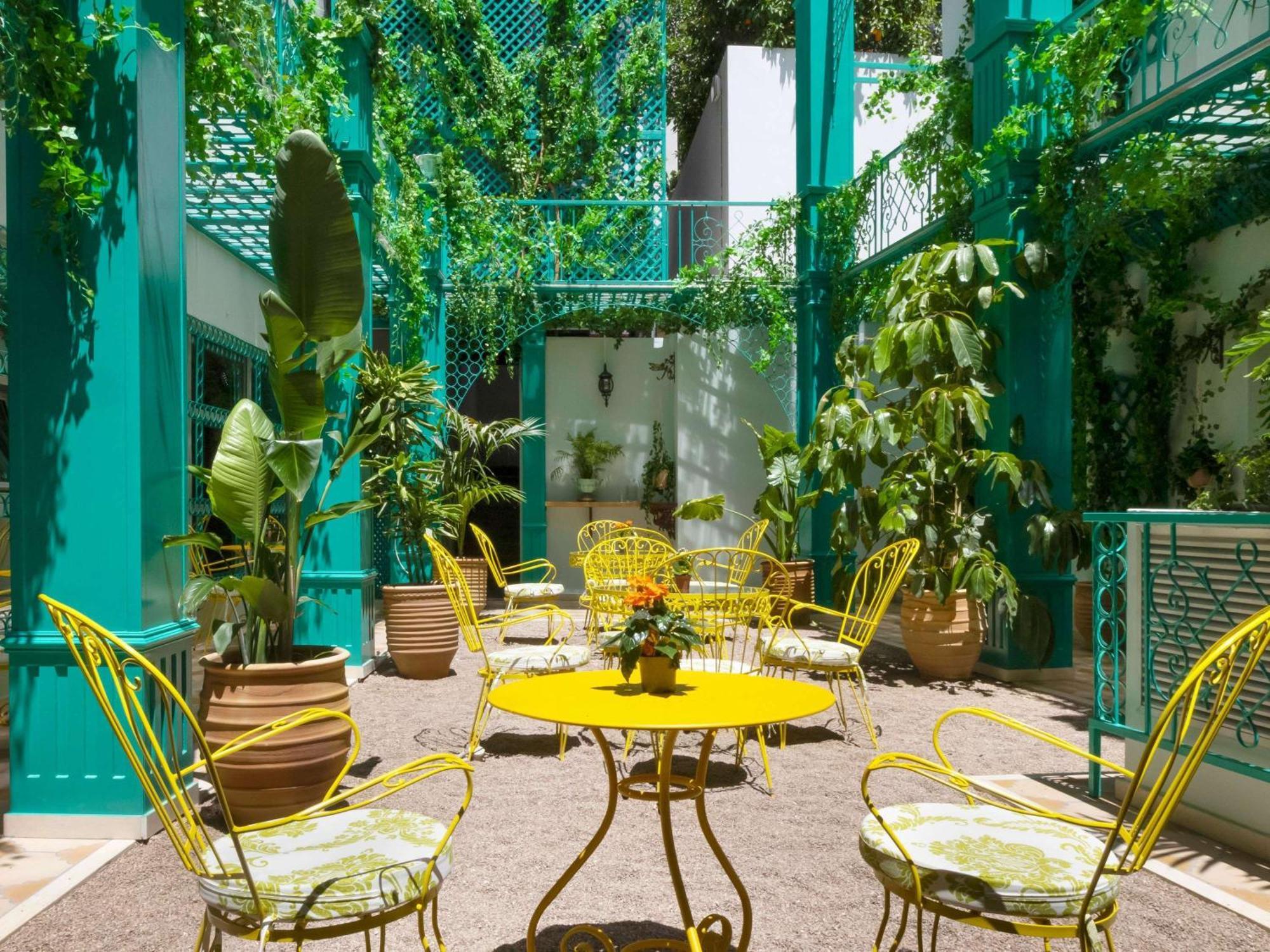 Ibis Styles Routes